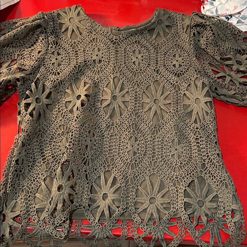 Ultra Pink Olive Crochet Blouse - Picture 2 of 5